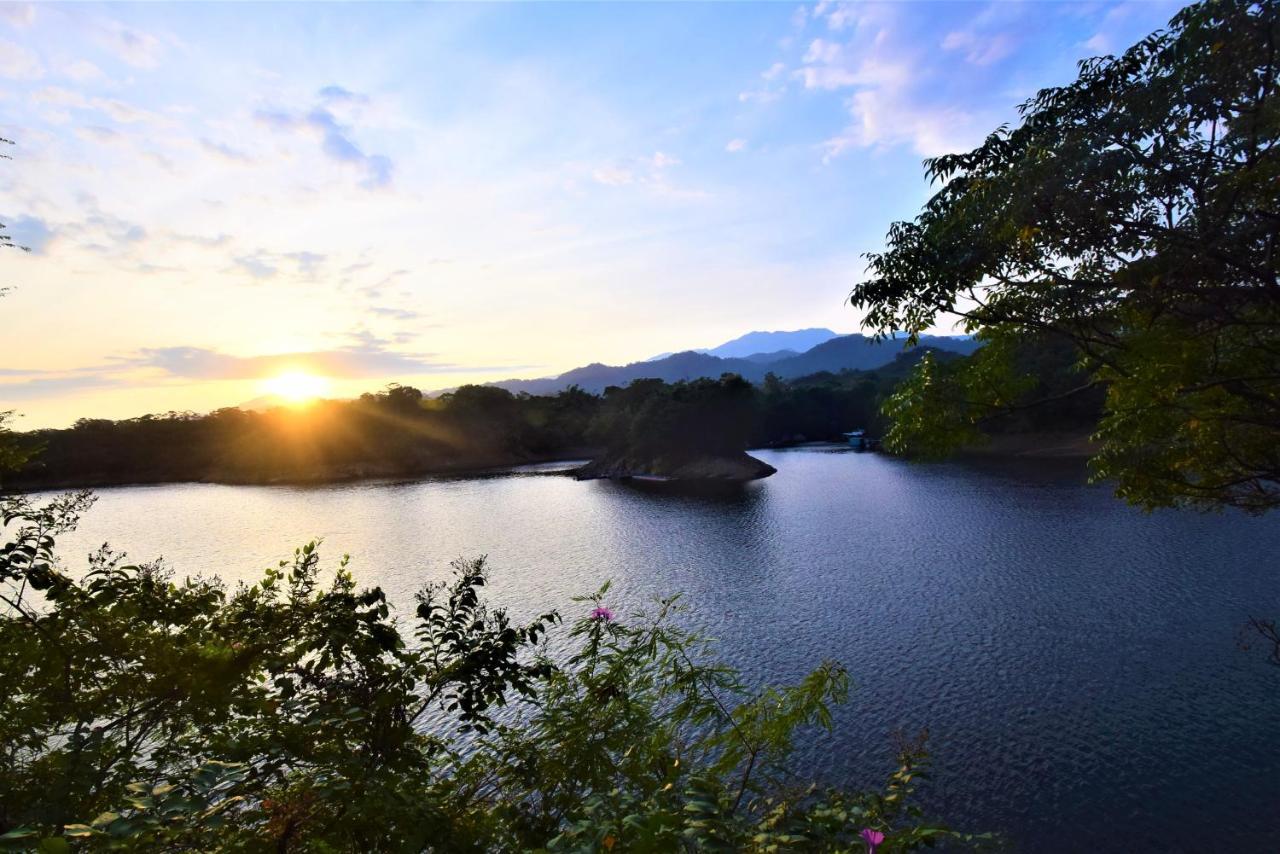 ホテル 水漾月明度假文旅 頭屋郷 エクステリア 写真